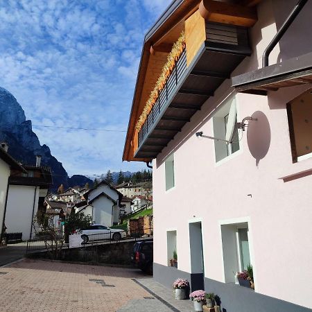 Sweet Dolomites Sauna & Jacuzzi أغوردو المظهر الخارجي الصورة
