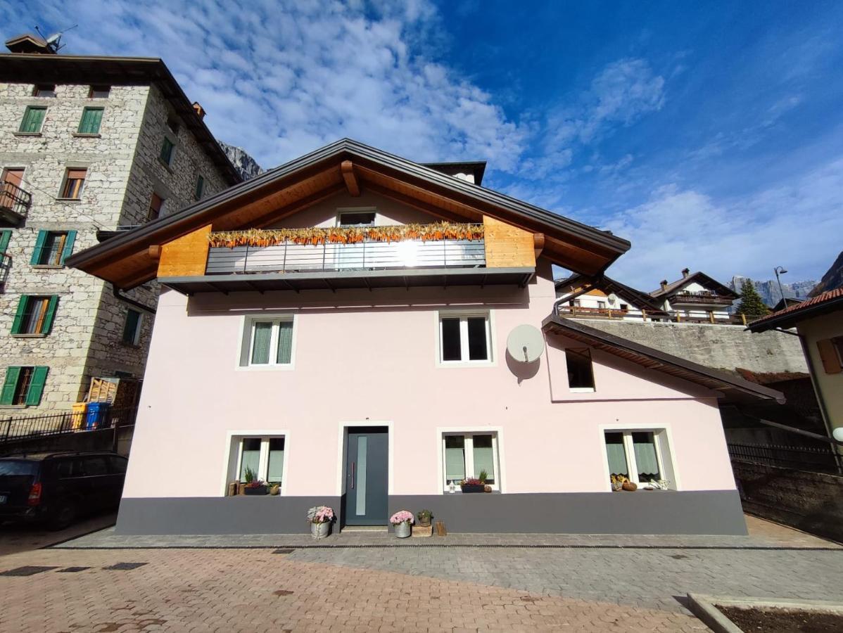 Sweet Dolomites Sauna & Jacuzzi أغوردو المظهر الخارجي الصورة
